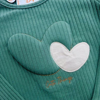 Conj. Blusa Manga Longa Canelada Corações Cut Things e Short  - Verde e Areia